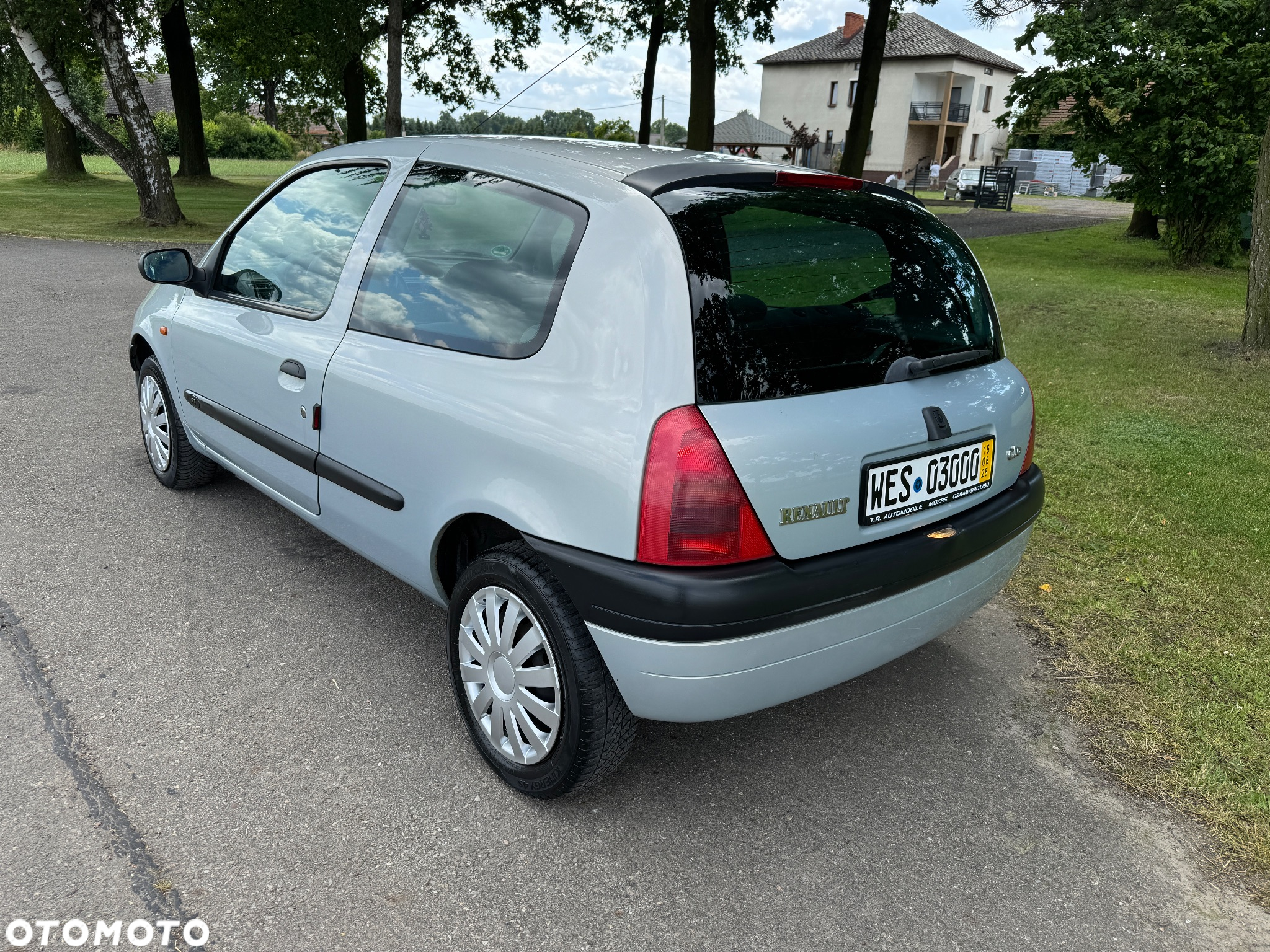 Renault Clio 1.4 RT - 4