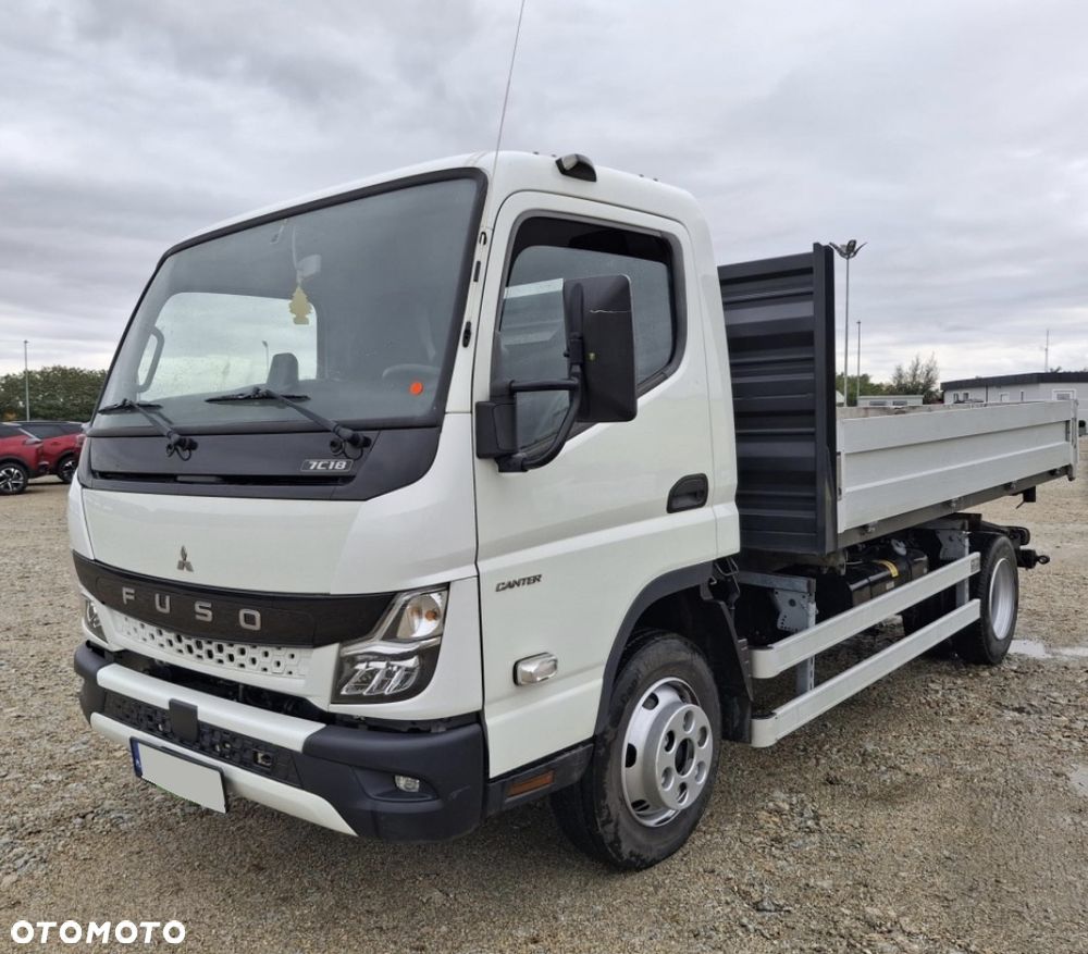 Mitsubishi FUSO CANTER 7C18 / WYWROTKA 3-STRONNA / DUŻA ŁADOWNOŚĆ 4075 KG / TYLKO 12 TYS. KM PRZEBIEGU / POLSKI SALON / DOSTĘPNE 2 SZTUKI !! - 3