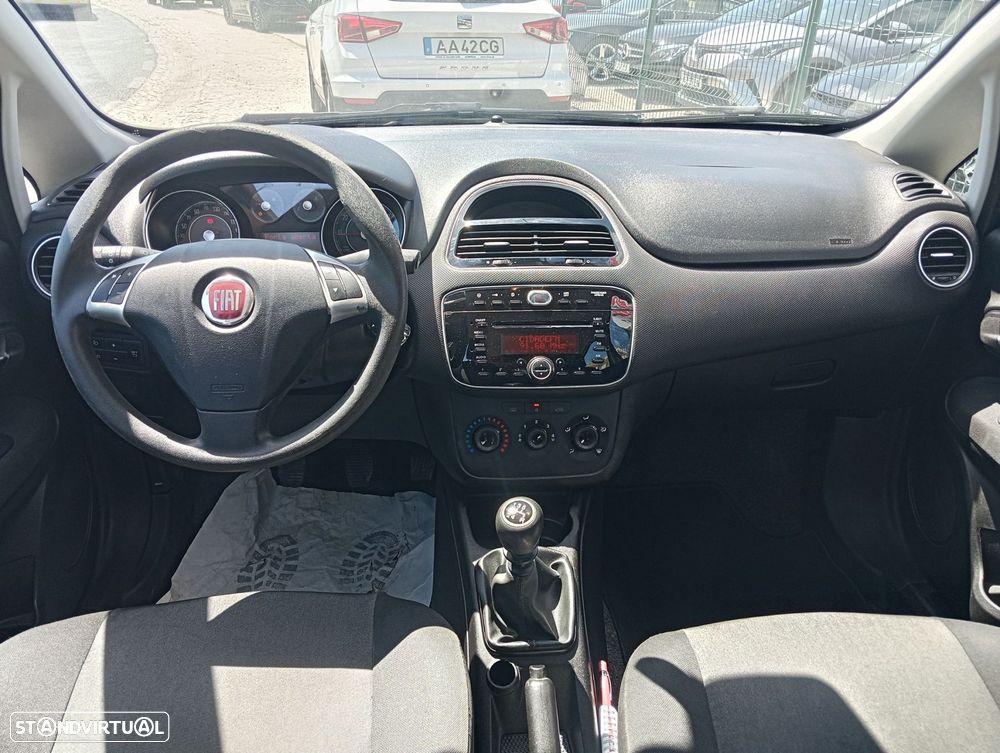 Fiat Punto 1.2 Lounge S&S - 12