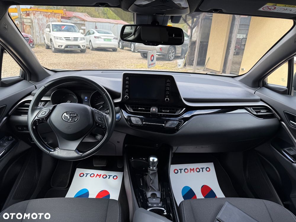 Toyota C-HR - 21