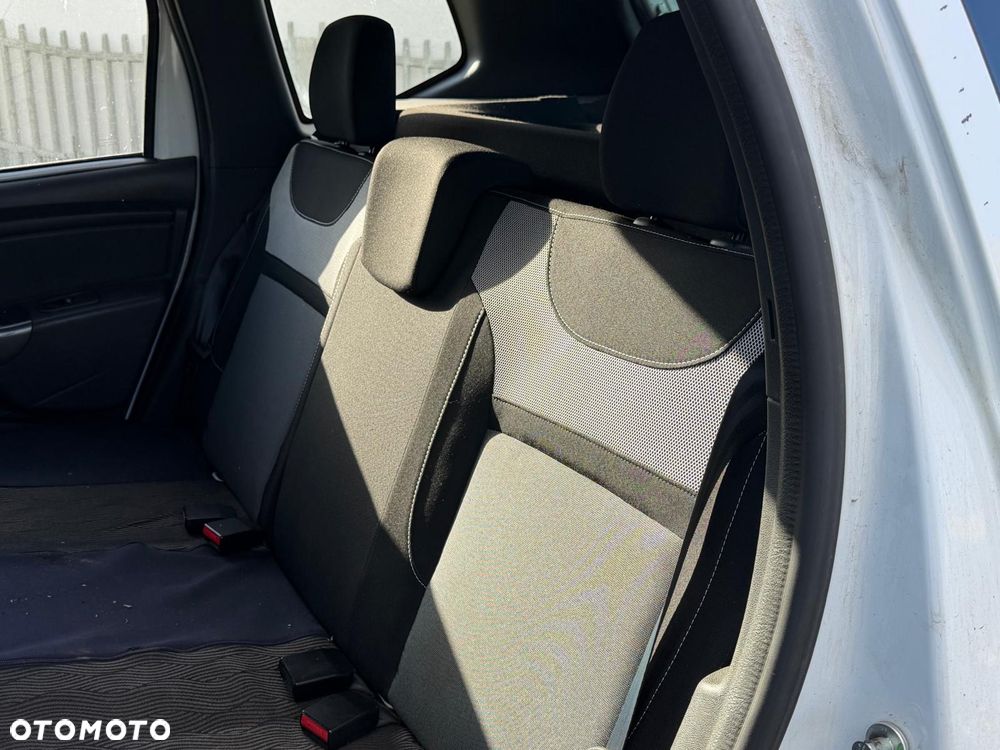 Dacia Duster 1.5 dCi Laureate 4x4 - 15
