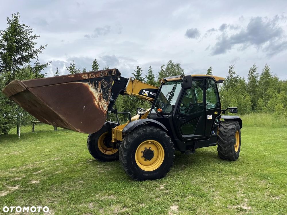 Caterpillar TH357D AG HANDLER - 1
