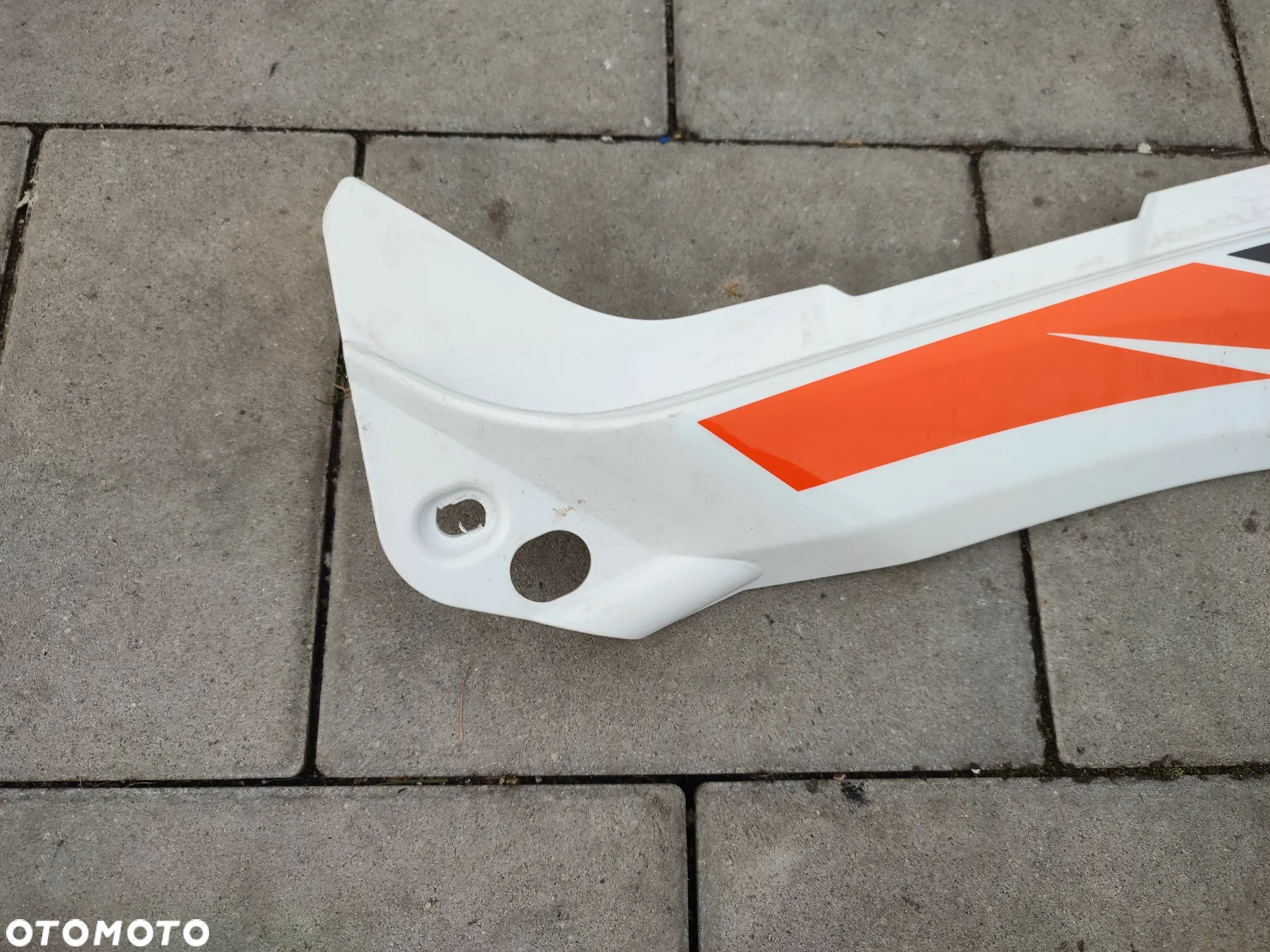 Owiewka, osłona prawa, bok, boczek prawy KTM 790 Adventure - 2