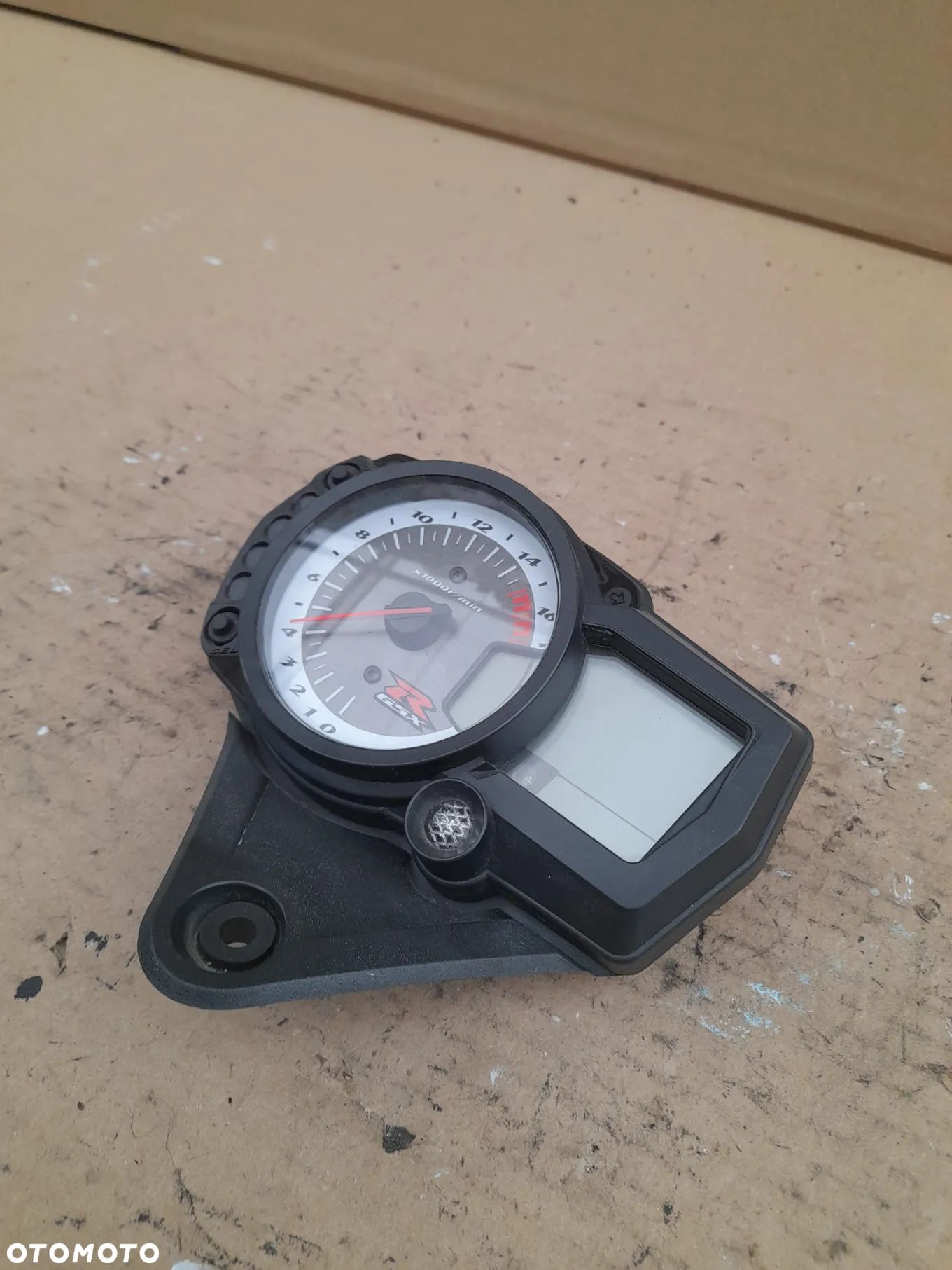 SUZUKI GSX-R 600 750 K8 K9 L0 LICZNIK ZEGAR BUDZIK - 1