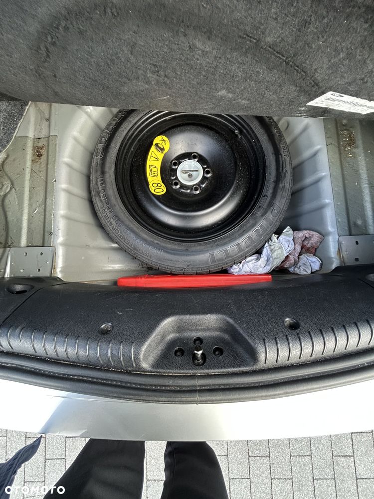 Ford Mondeo 1.8 Silver X - 33