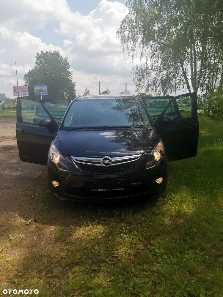 Opel Zafira - 35