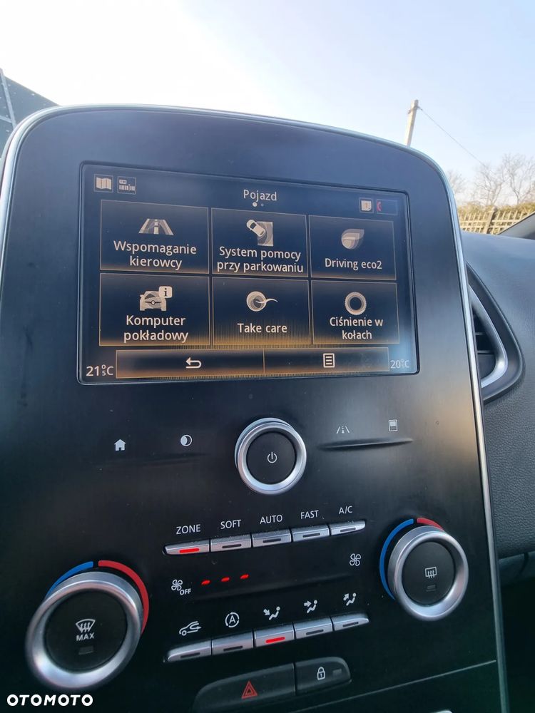 Renault Scenic 1.5 dCi Bose - 29