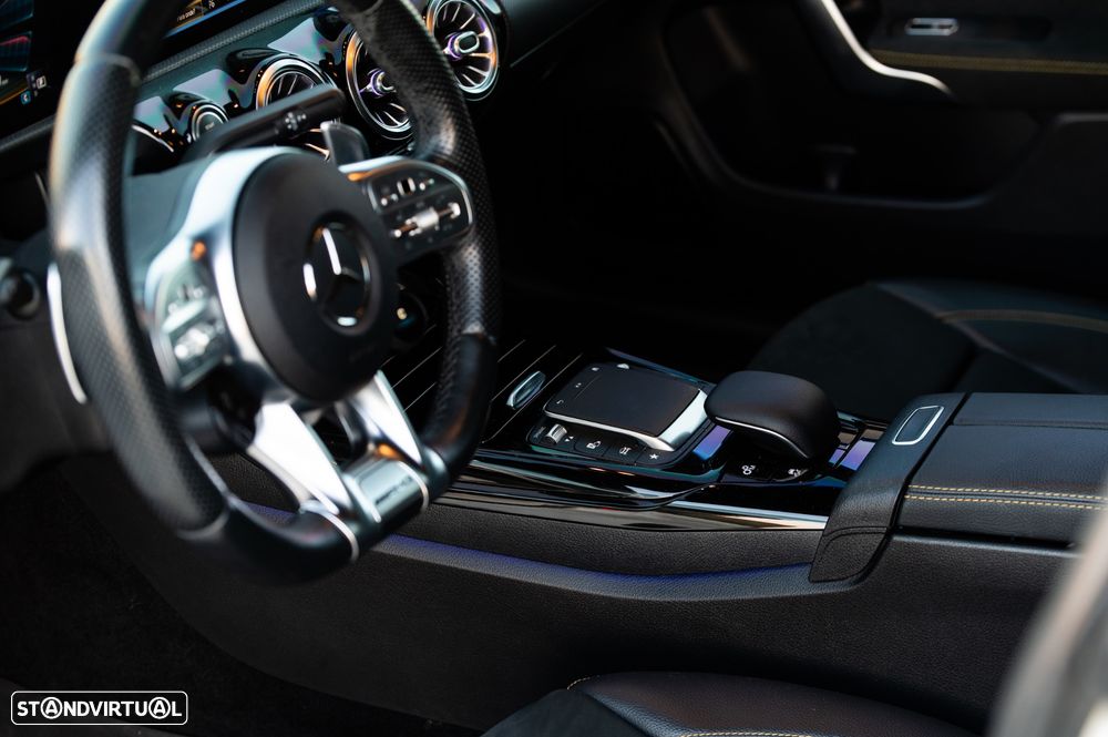 Mercedes-Benz CLA 45 AMG S Shooting Brake 4Matic+ - 14