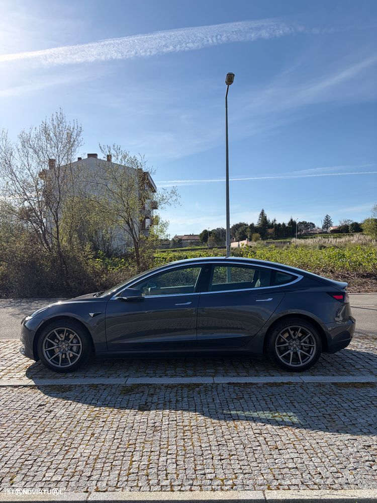 Tesla Model 3 Standard Range Plus RWD - 5