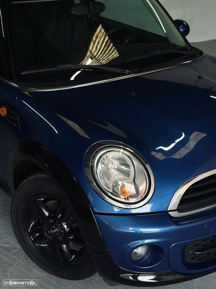 MINI 3 Portas Cooper D - 4