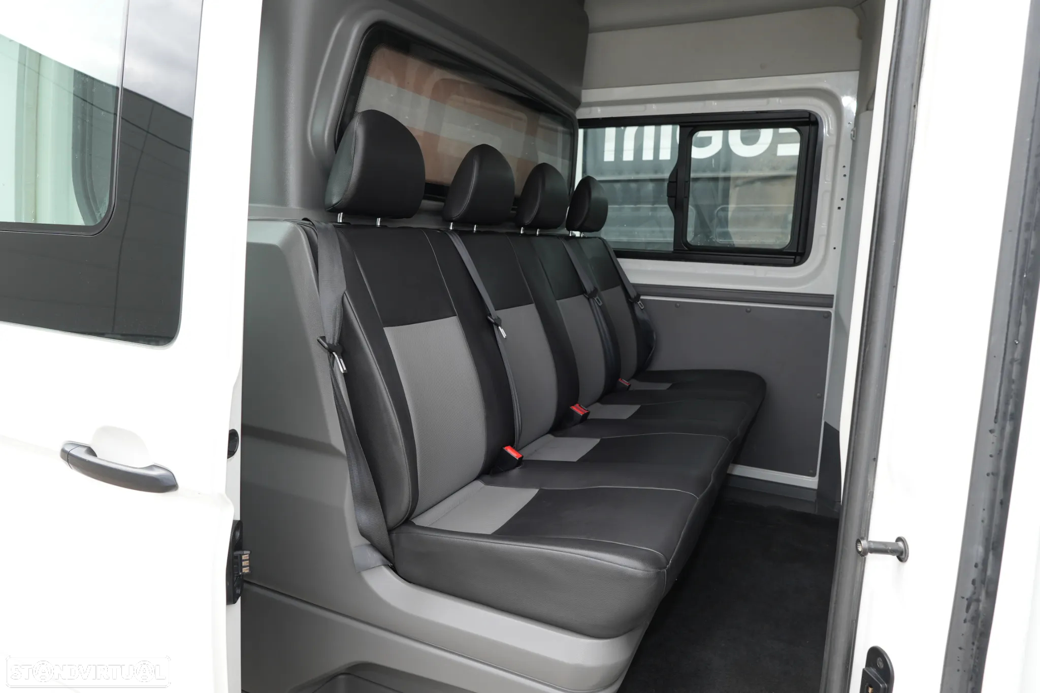 VW Crafter 7Lugares Maxi Longa 2.0TDI 180cv - 12