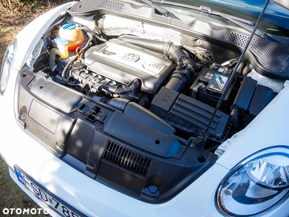 Volkswagen Beetle ver-2-0-tsi-dsg-exclusive-sport - 11
