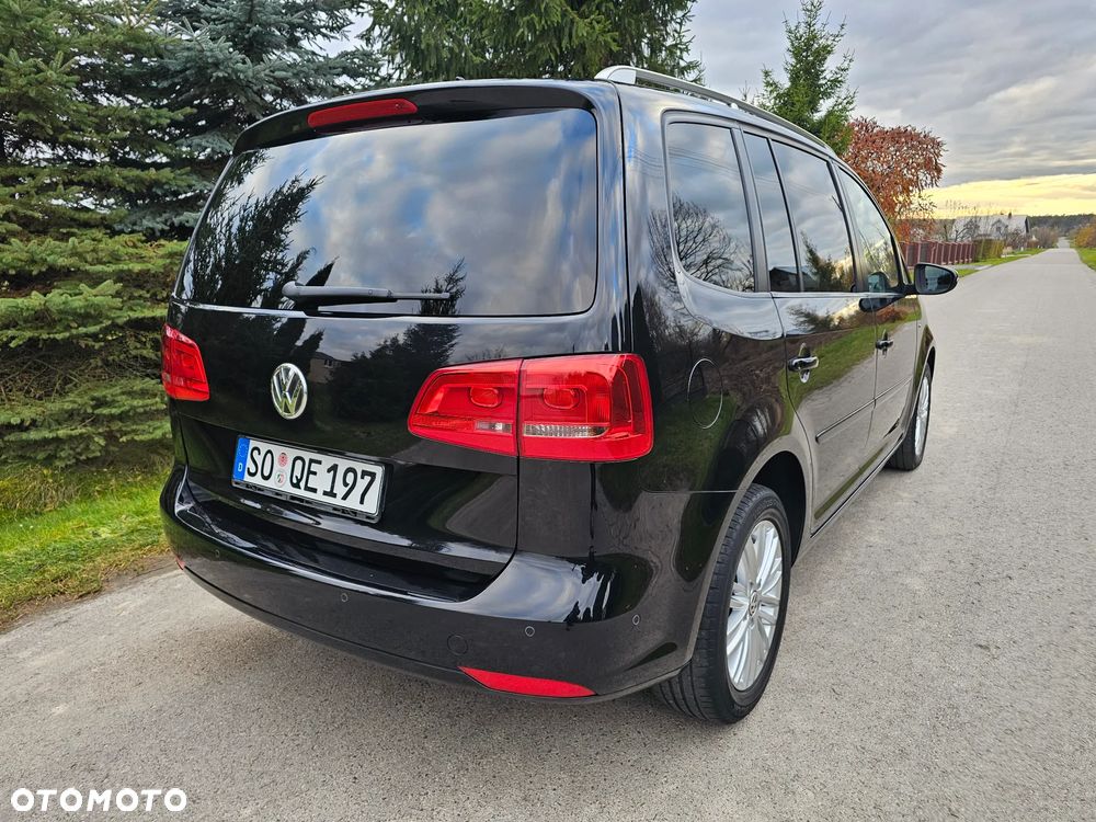 Volkswagen Touran 2.0 TDI DPF Highline - 27