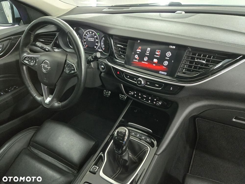 Opel Insignia 2.0 Ultimate Exclusive - 28