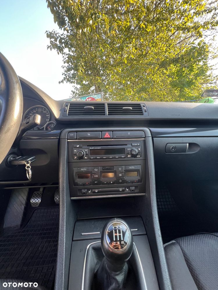 Audi A4 ver-1-8-t - 20