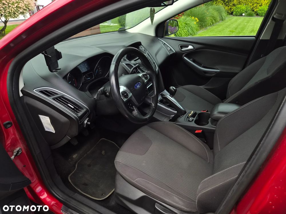Ford Focus 1.6 TDCi DPF Titanium - 11