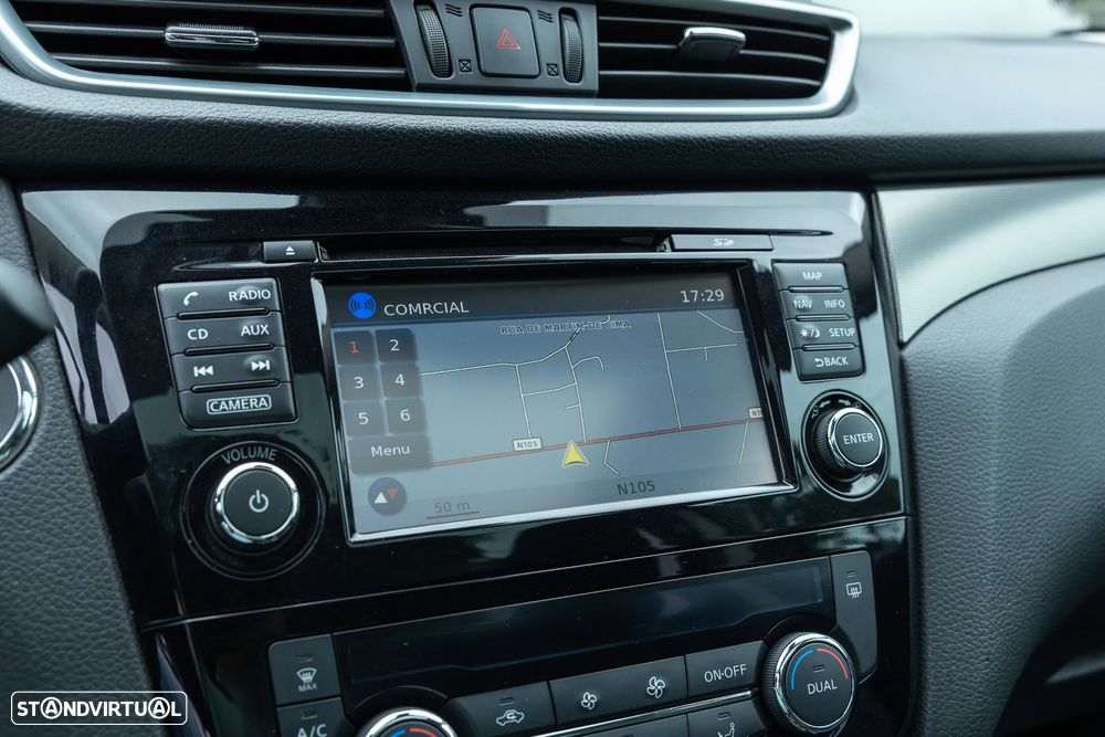 Nissan Qashqai 1.5 dCi N-Connecta - 21