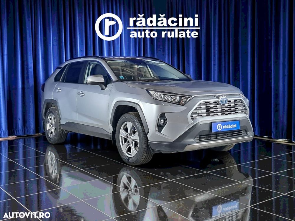 Toyota RAV4 - 1