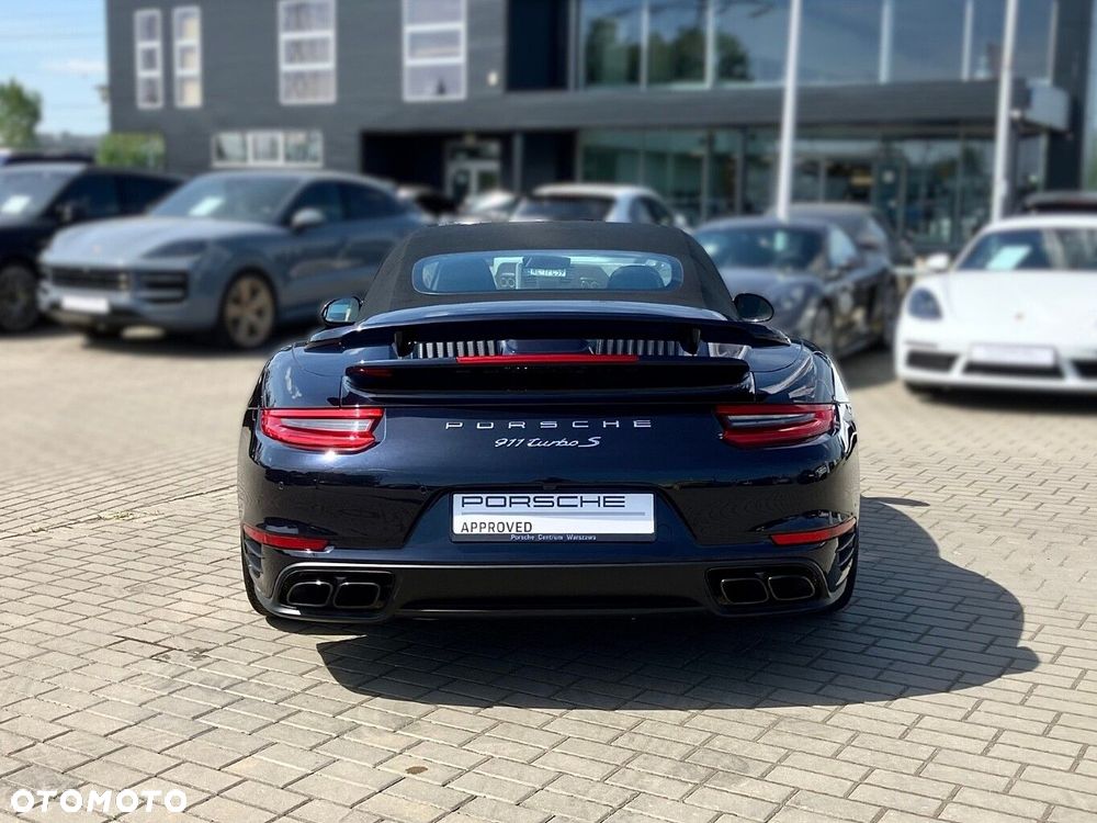 Porsche 911 - 9