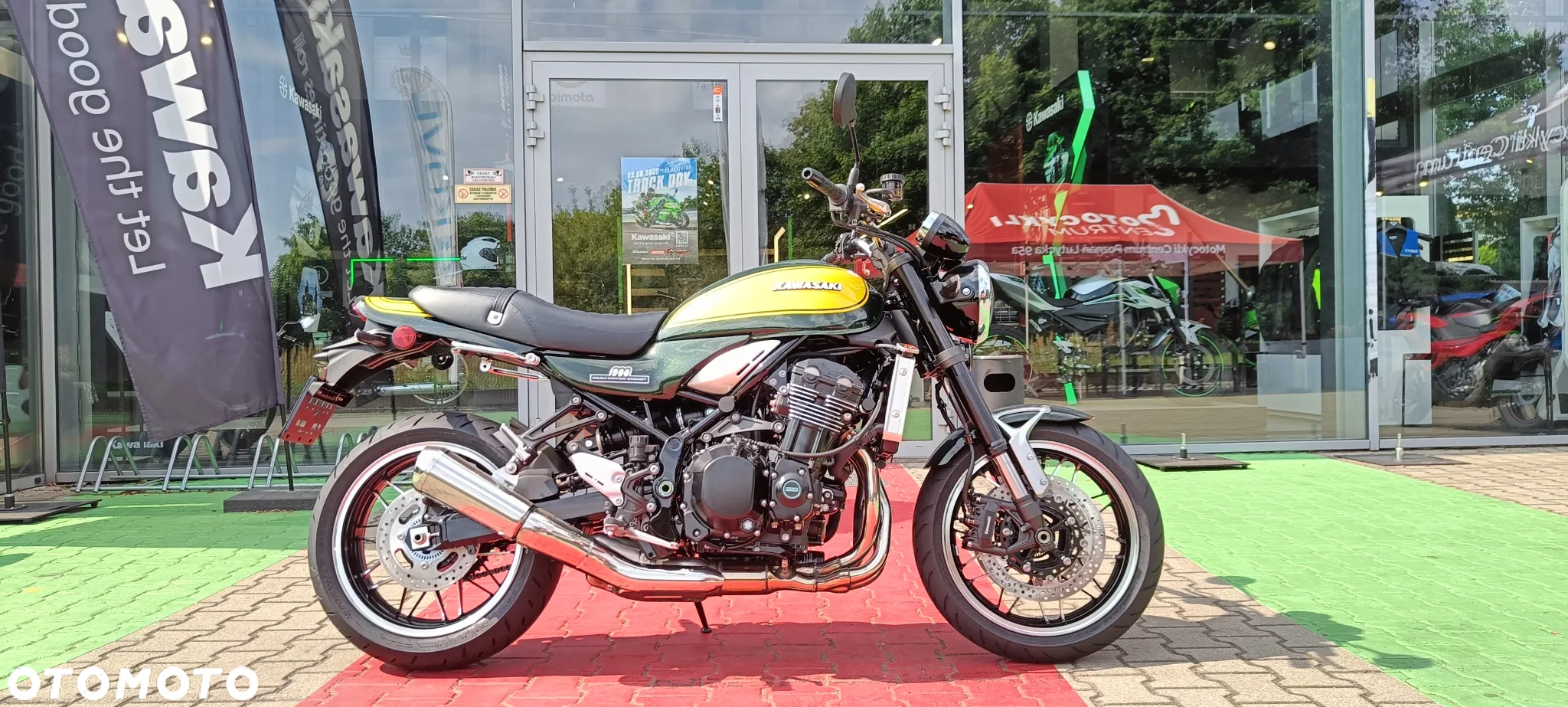 Kawasaki Z 900 RS - 2