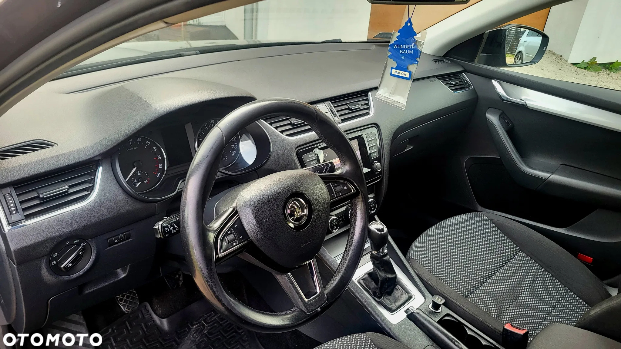 Skoda Octavia 1.6 TDI Ambiente - 9
