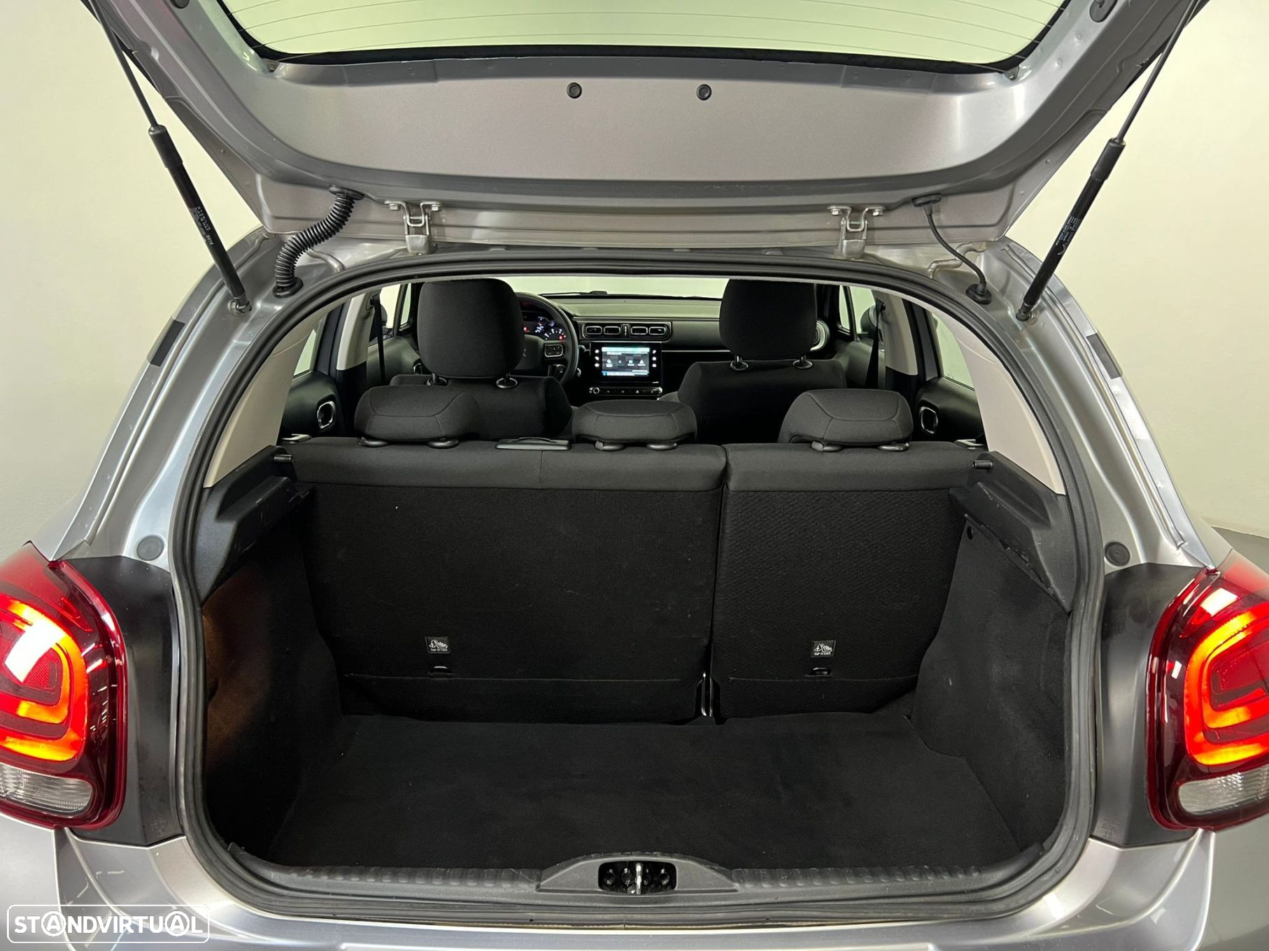 Citroën C3 1.5 BlueHDi C-Series - 19