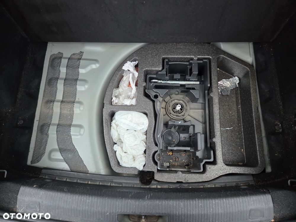 Peugeot 508 BlueHDi 130 Active Business-Paket - 17