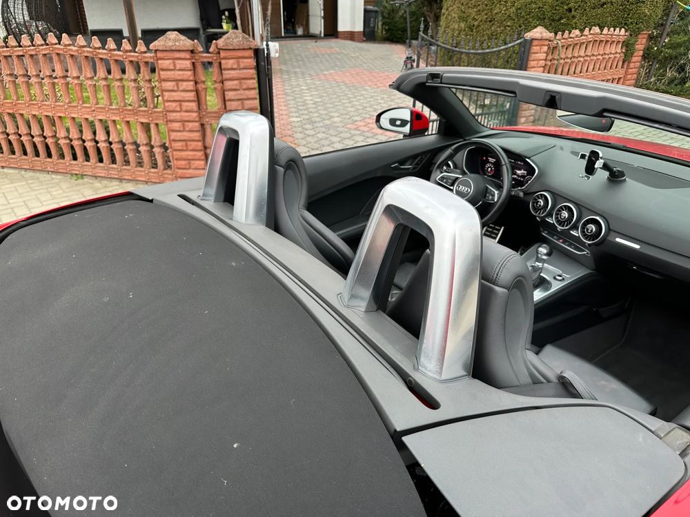 Audi TT Roadster - 22