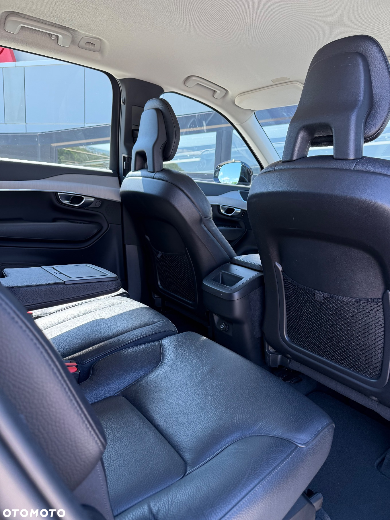 Volvo XC 90 B5 D AWD Geartronic Momentum Pro - 22