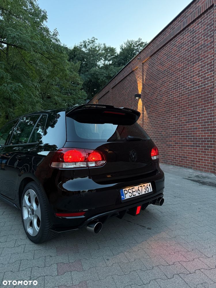 Volkswagen Golf 2.0 GTI - 7
