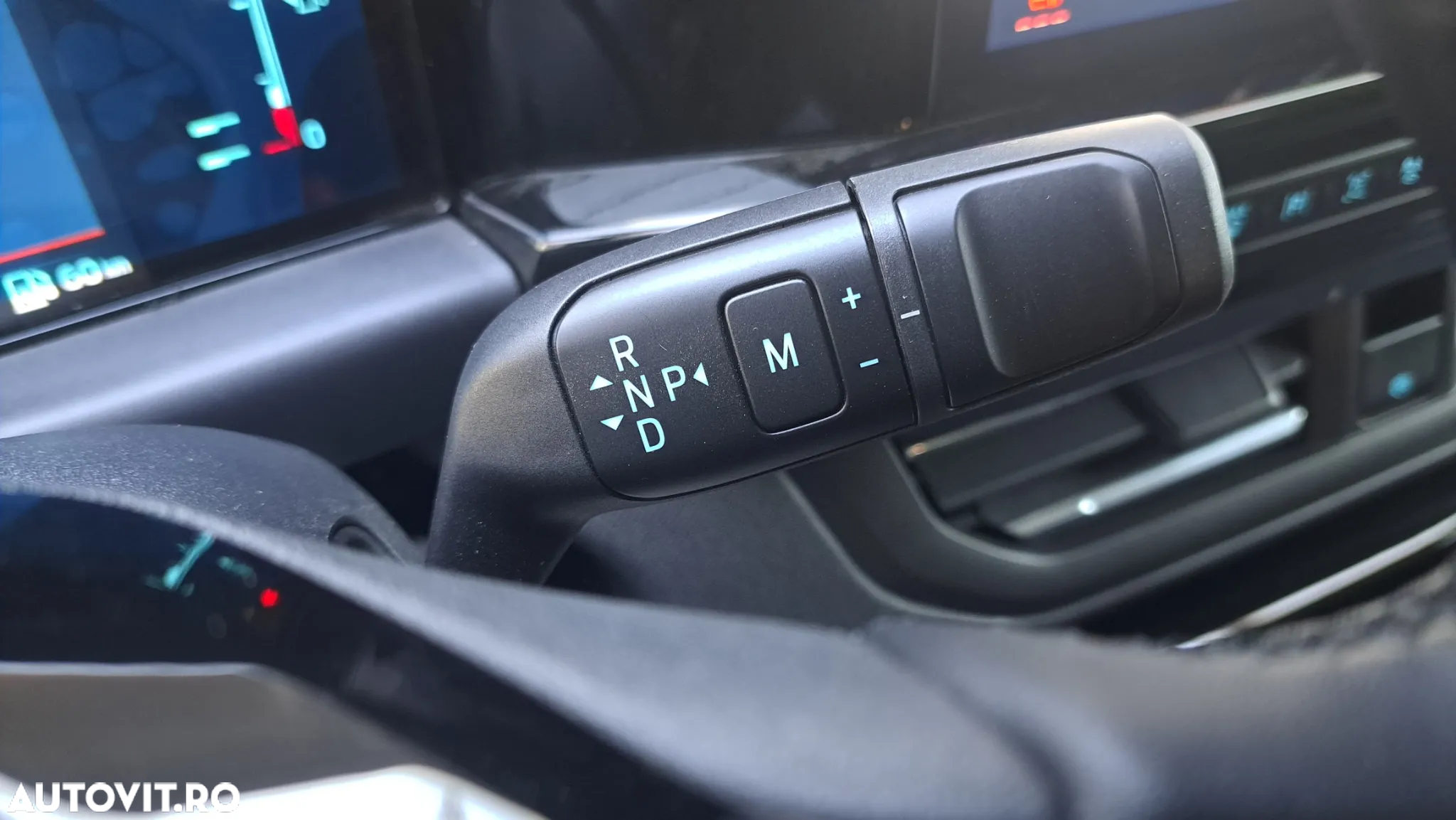 Ford Tourneo Custom 320 L2H1 4x4 Autm. TitaniumX - 27