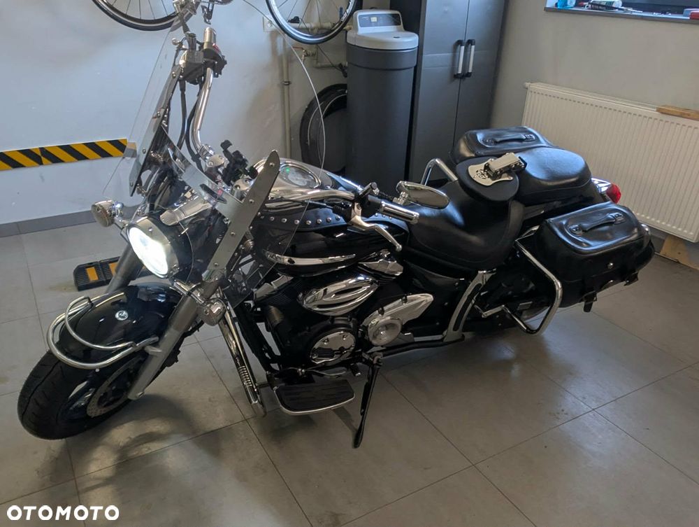 Yamaha Midnight Star - 1