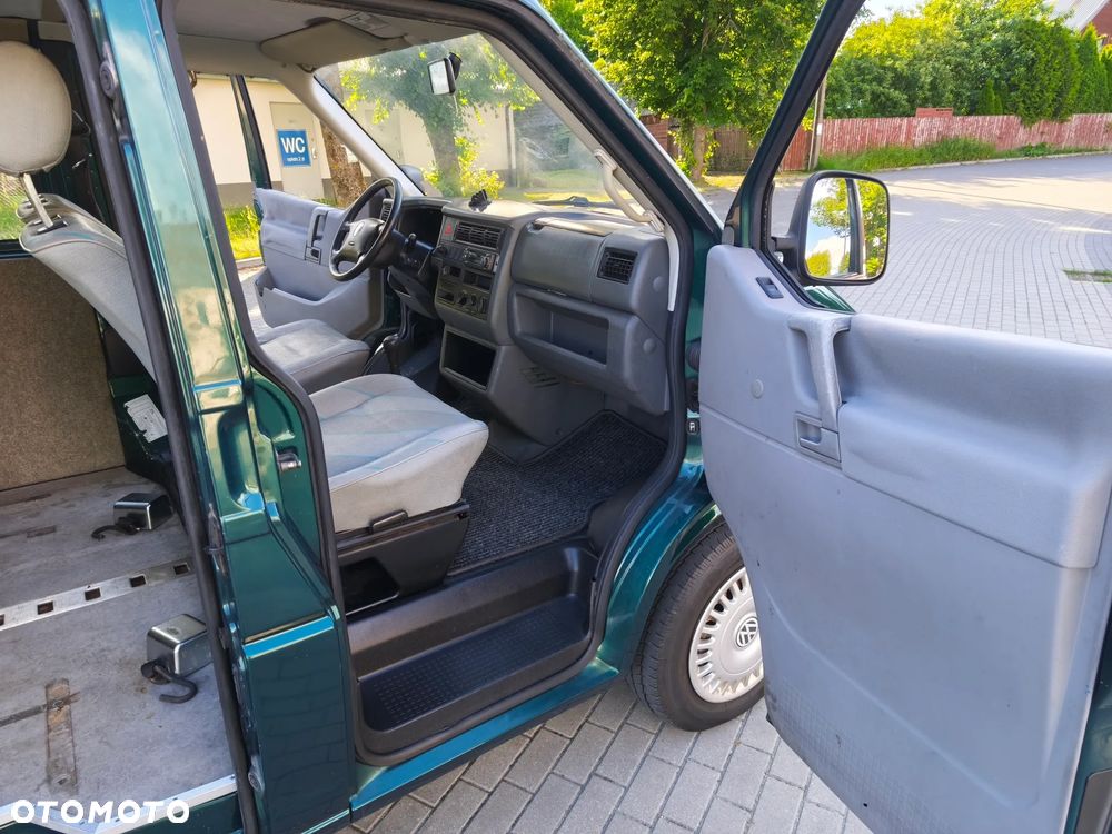 Volkswagen Transporter - 13