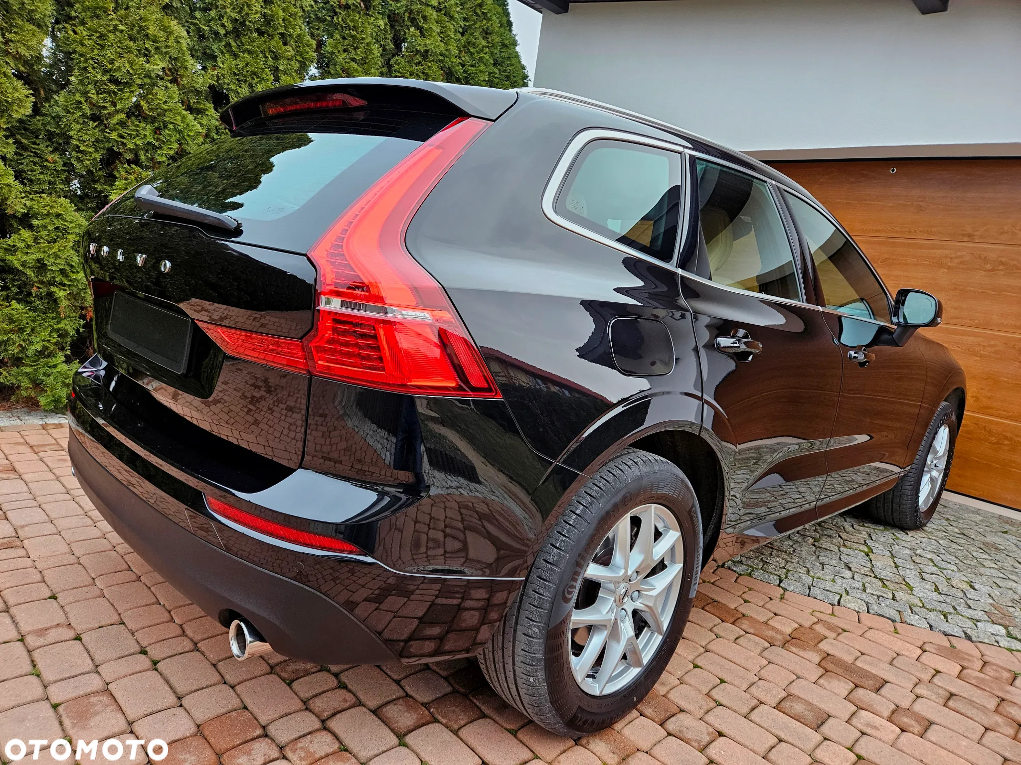 Volvo XC 60 T5 AWD Momentum Pro - 12