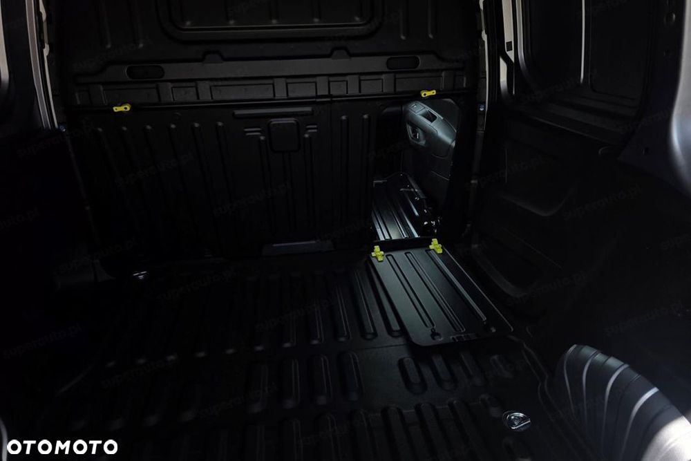 Peugeot Partner Van M Pro Skill EAT8 1.5 130KM - 9