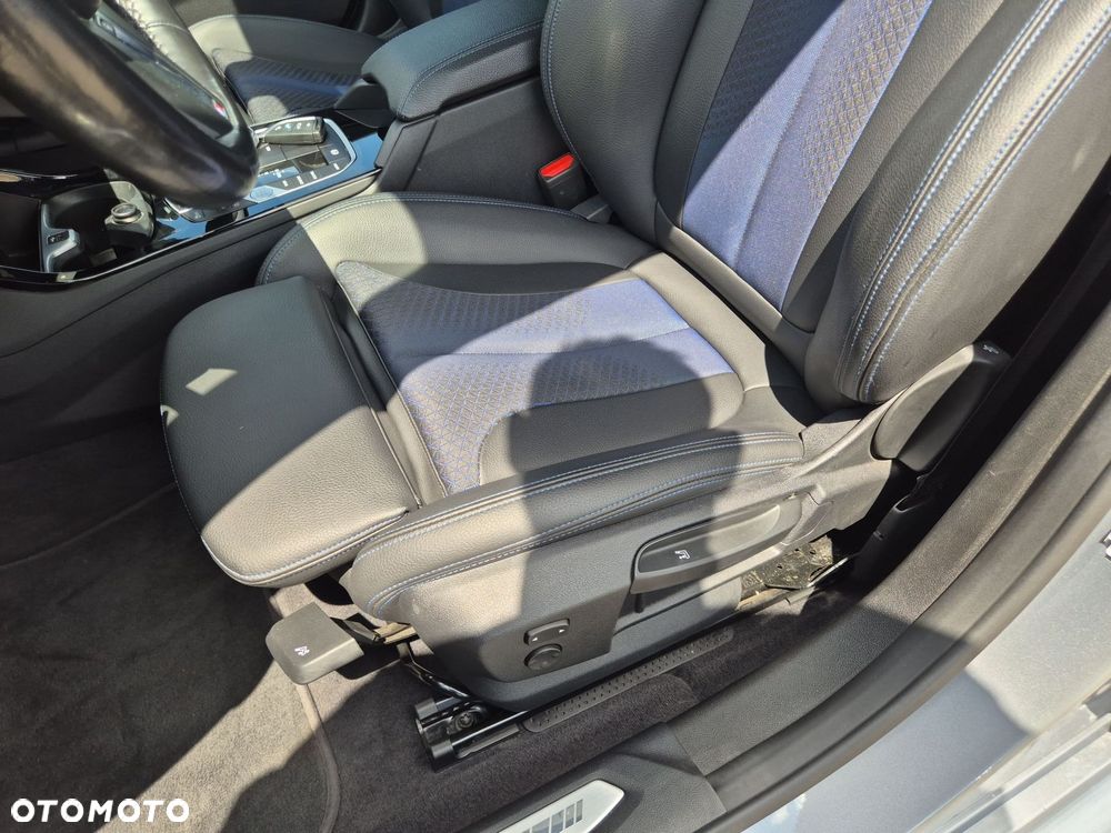 BMW Seria 2 218i M Sport - 12