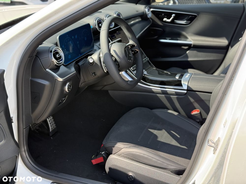 Mercedes-Benz Klasa C 300 4MATIC 9G-TRONIC - 8