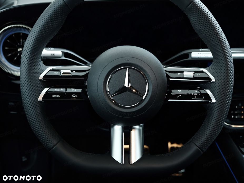 Mercedes-Benz CLA 200 mHEV 8G-DCT - 11