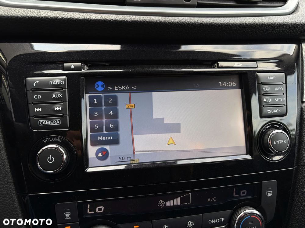 Nissan Qashqai 1.3 DIG-T N-Connecta - 26