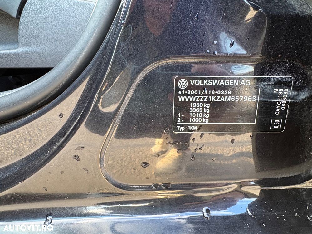 Volkswagen Golf 1.6 TDI DPF Style - 17