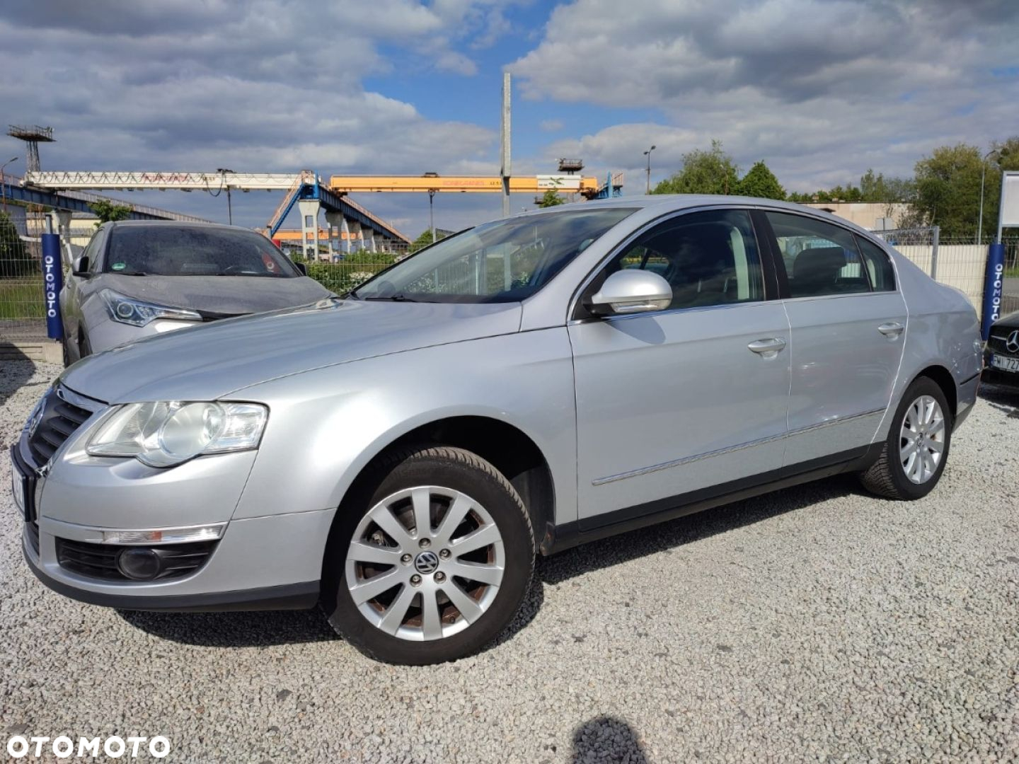 Volkswagen Passat - 18