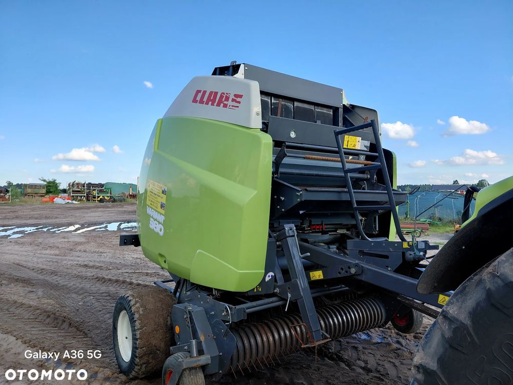 Claas Variant 380 - 3