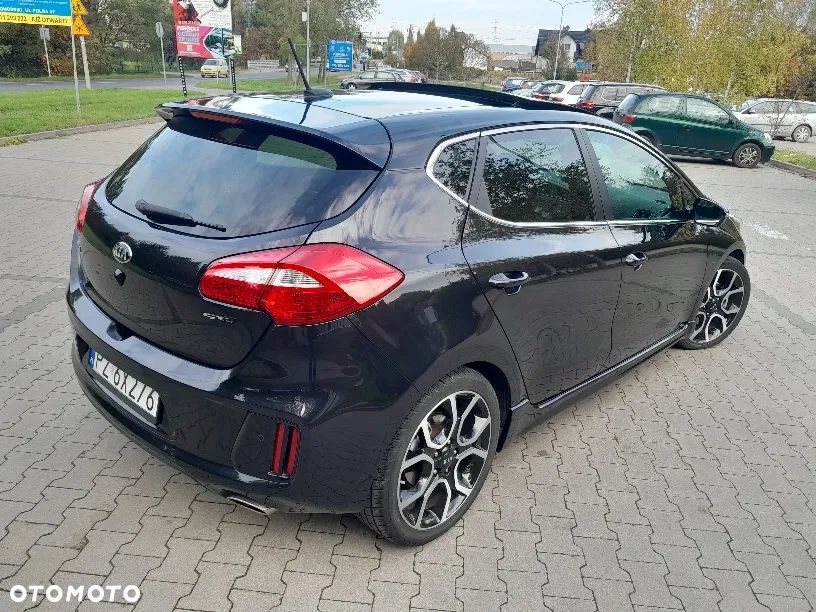 Kia Ceed 1.6 CRDi 136 ISG GT Line - 3