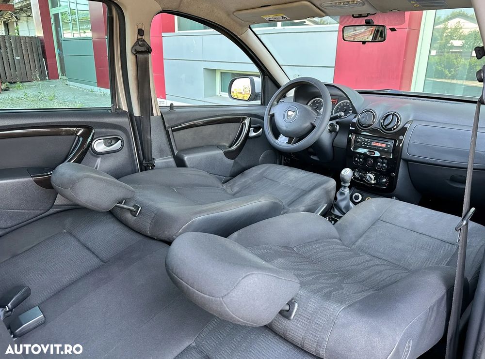 Dacia Duster dCi 110 FAP 4x4 Laureate - 12