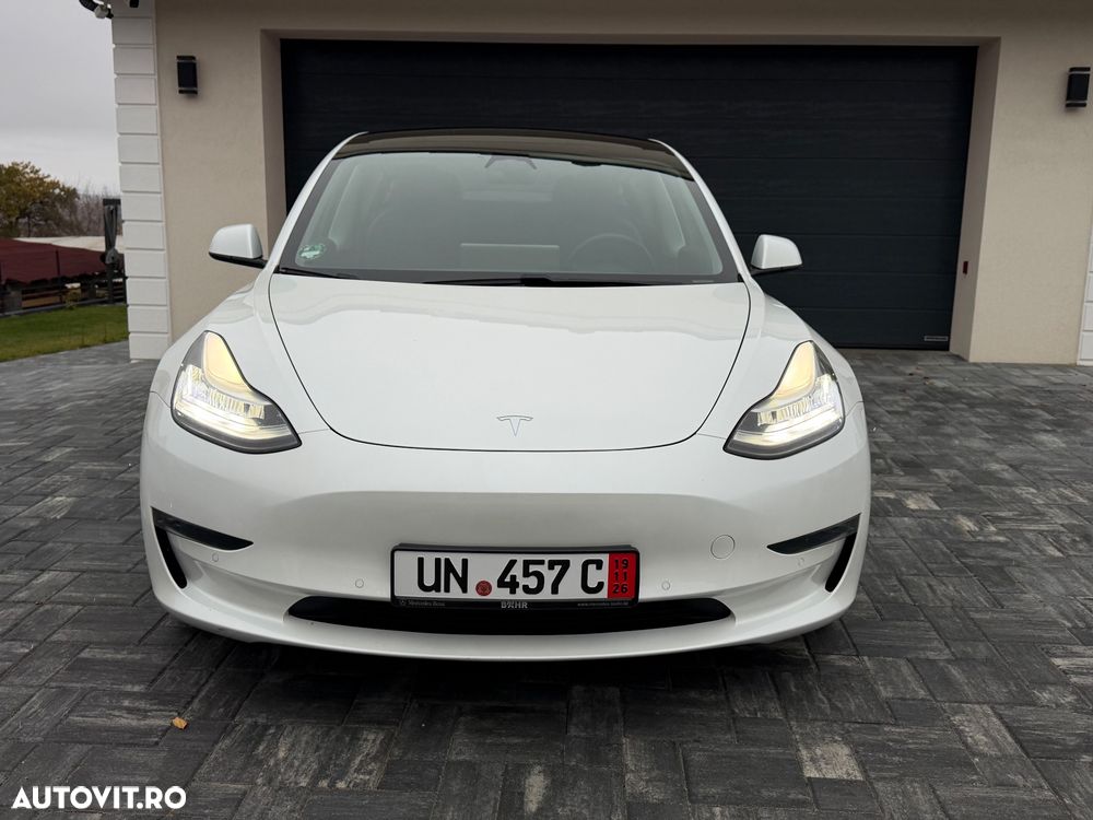 Tesla Model 3 Langstreckenbatterie Allradantrieb Dual Motor - 10