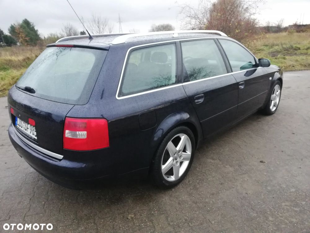 Audi A6 Avant 2.4 - 4