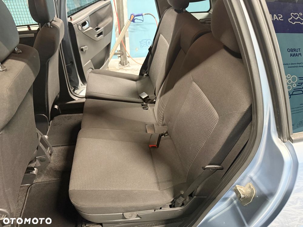 Opel Meriva 1.4 - 29