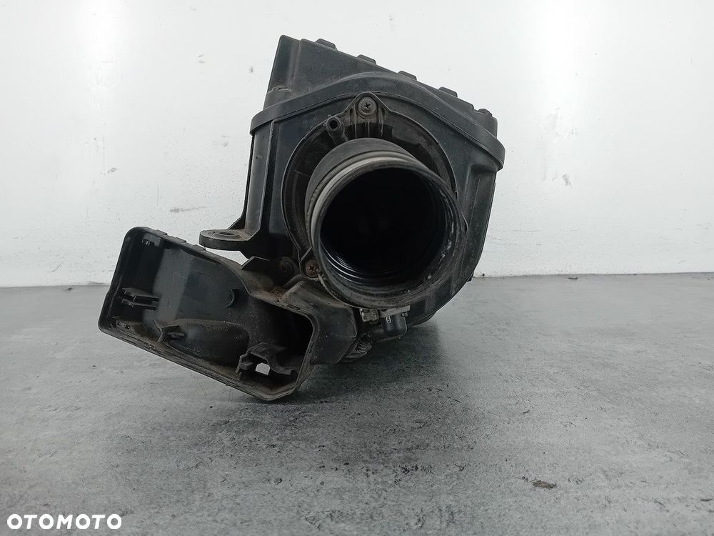 OBUDOWA FILTRA POWIETRZA VW PASSAT B6 1K0129607C 1K0129601F 1K0129620C 2.0 - 2