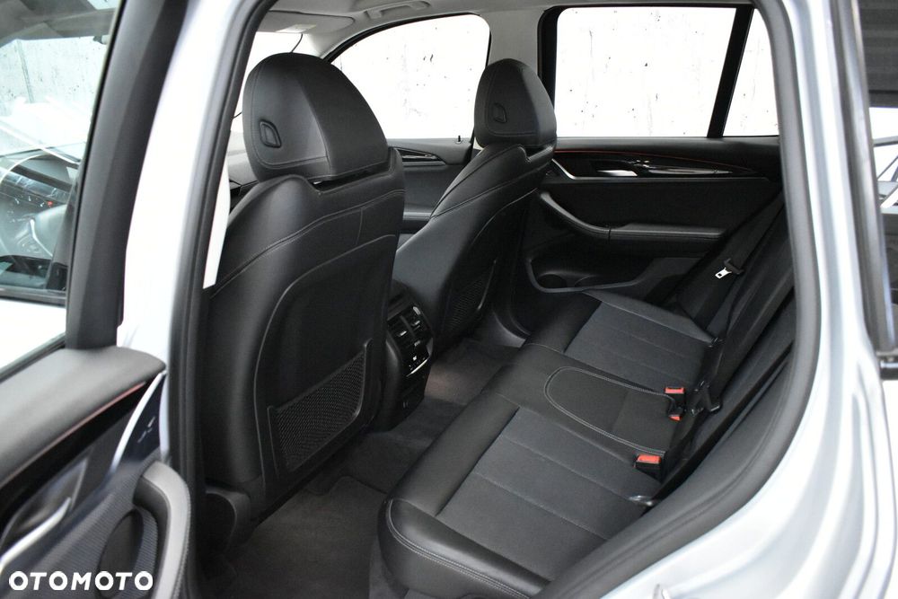 BMW X3 xDrive20d MHEV xLine sport - 19