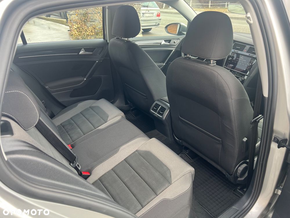 Volkswagen Golf 2.0 BlueTDI 4Motion Comfortline - 24